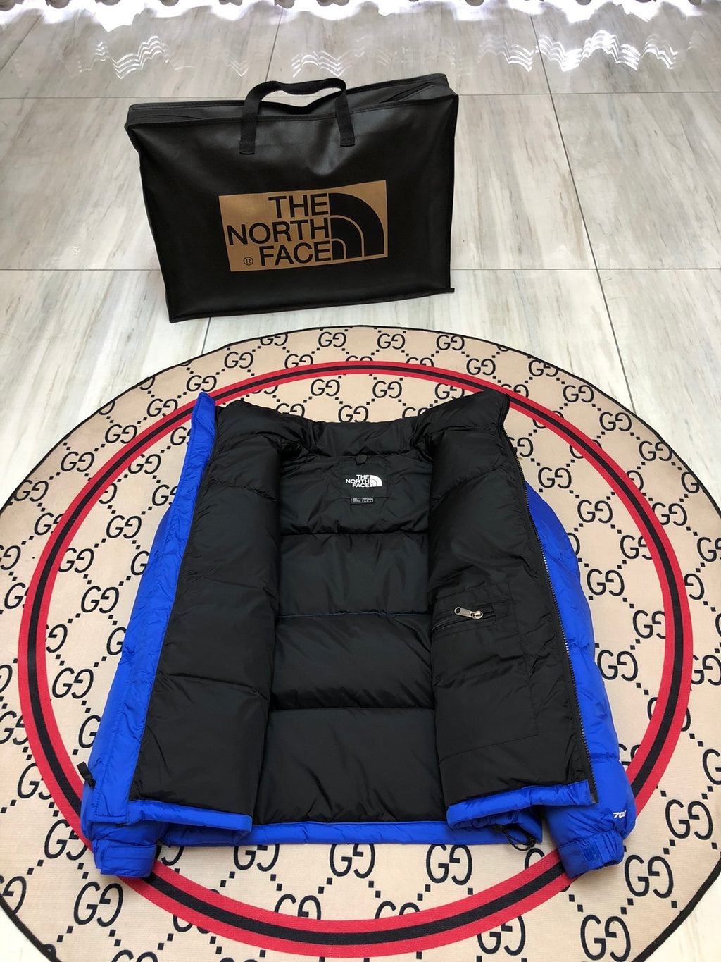 The North Face Royal Blue 1996 Retro Nuptse Hooded Down Jacket – 700-Fill Black Colour-Block Wide-Baffle