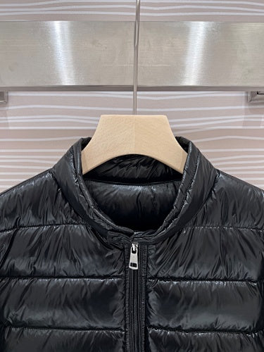 Moncler Black Glossy Shell Short Down Jacket – Iconic Badge