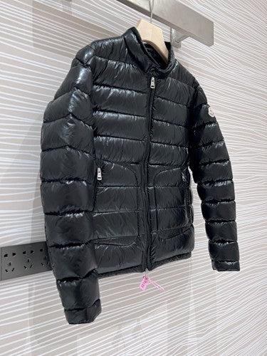 Moncler Black Glossy Shell Short Down Jacket – Iconic Badge