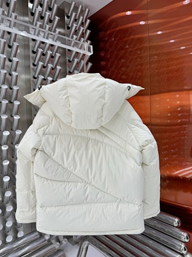 Moncler White Oversized Down Jacket – Black Interior Contrast Logo Badge