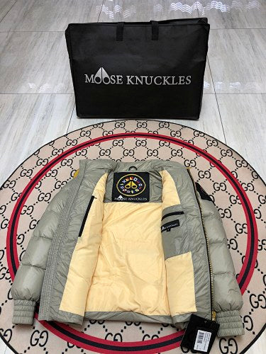 Moose Knuckles Silver Sage Stirling Down Jacket – Premium Glossy Shell Wide-Baffle Stand Collar Gold Zip with MK Arm Badge