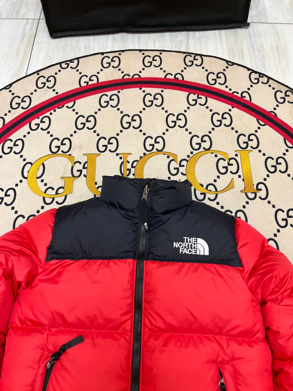 The North Face TNF Red 1996 Retro Nuptse Down Jacket – 700-Fill Black Colour-Block Wide-Baffle No Hood