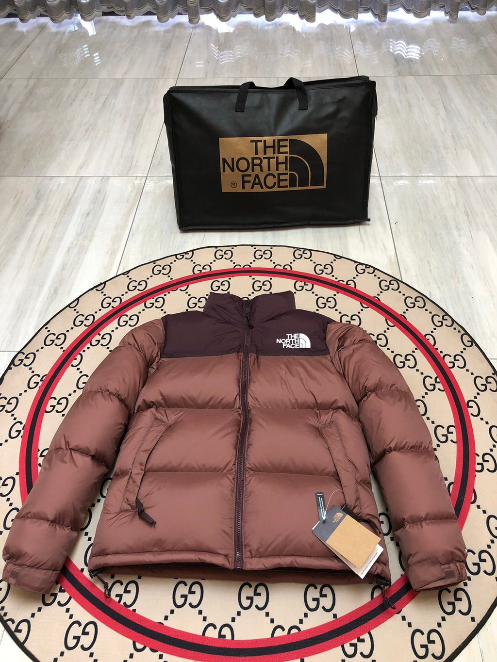 The North Face Rose Taupe 1996 Retro Nuptse Hooded Down Jacket – 700-Fill Deep Brown Colour-Block Wide-Baffle
