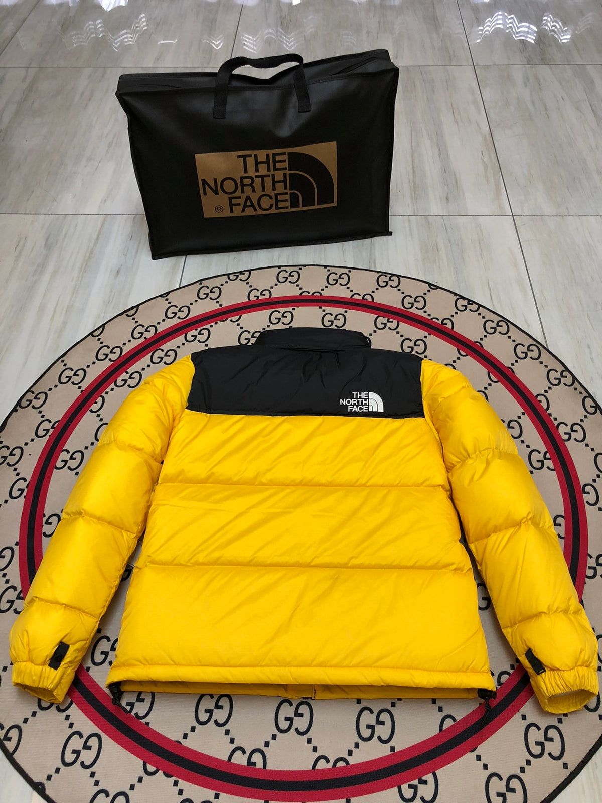 The North Face Summit Gold 1996 Retro Nuptse Hooded Down Jacket – 700-Fill Black Colour-Block Wide-Baffle