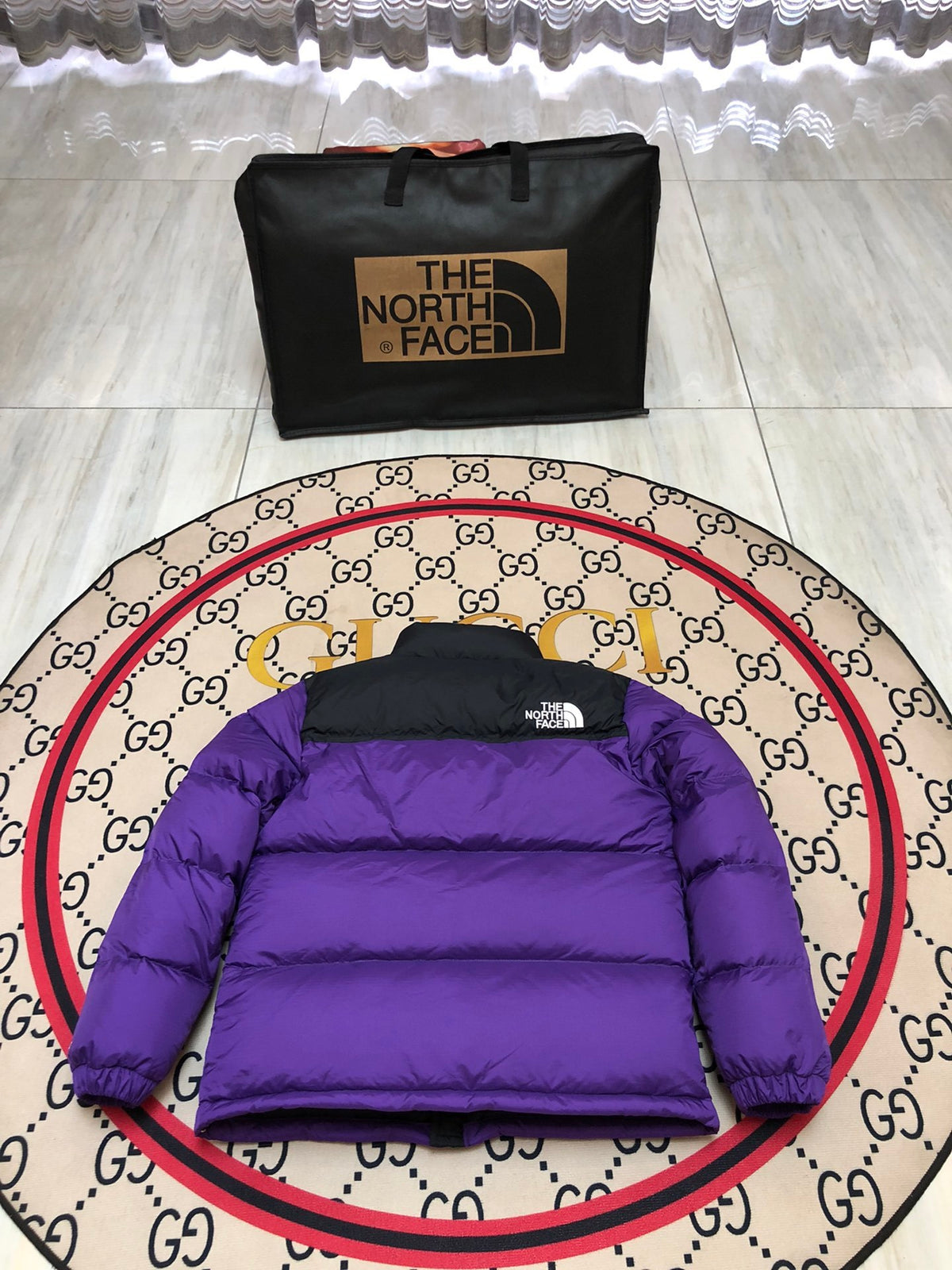 The North Face Electric Purple 1996 Retro Nuptse Down Jacket – 700-Fill Black Colour-Block Wide-Baffle No Hood