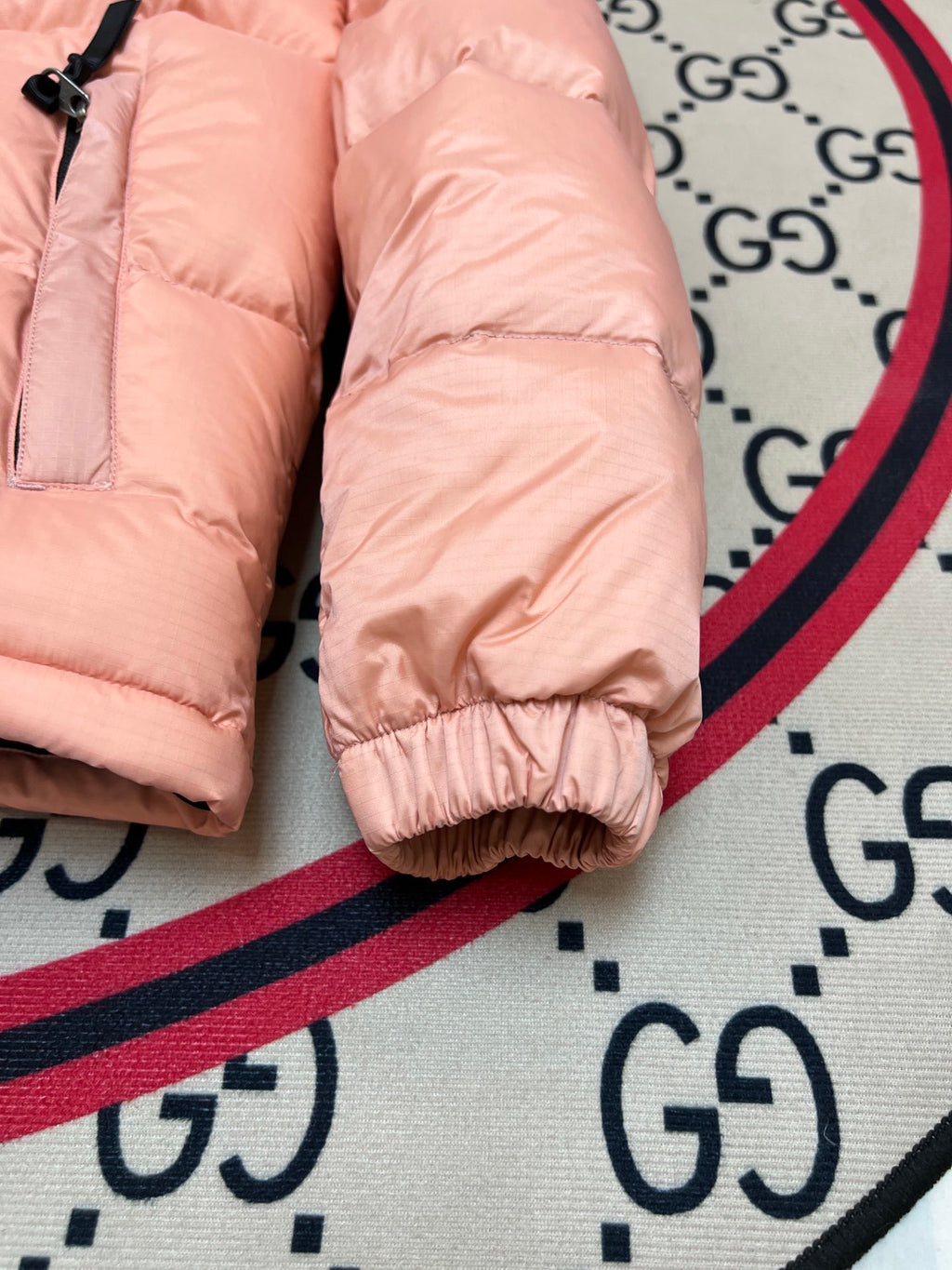 The North Face Peach Pink 1996 Retro Nuptse Down Jacket – 700-Fill Black Colour-Block Wide-Baffle No Hood