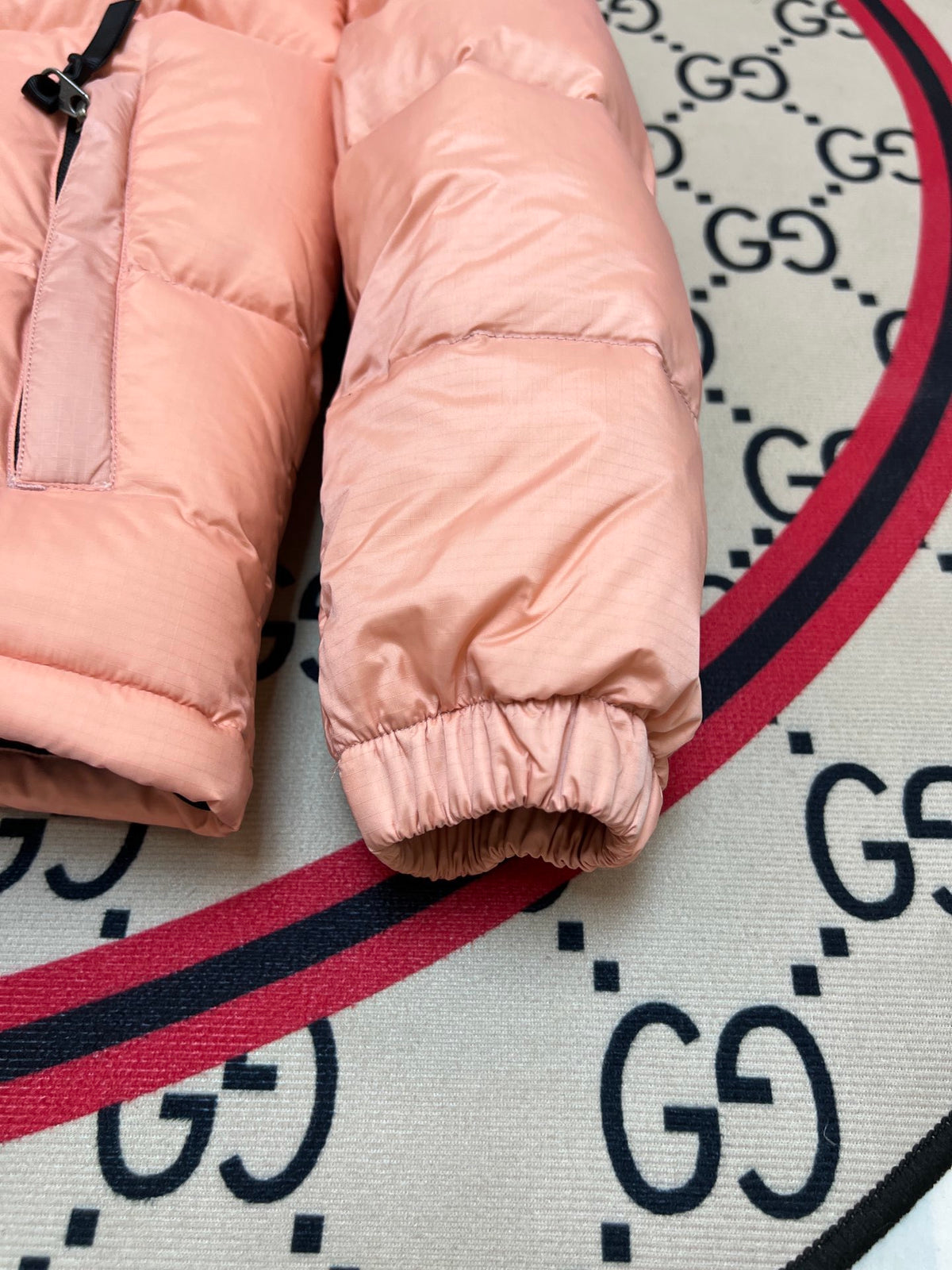 The North Face Peach Pink 1996 Retro Nuptse Down Jacket – 700-Fill Black Colour-Block Wide-Baffle No Hood
