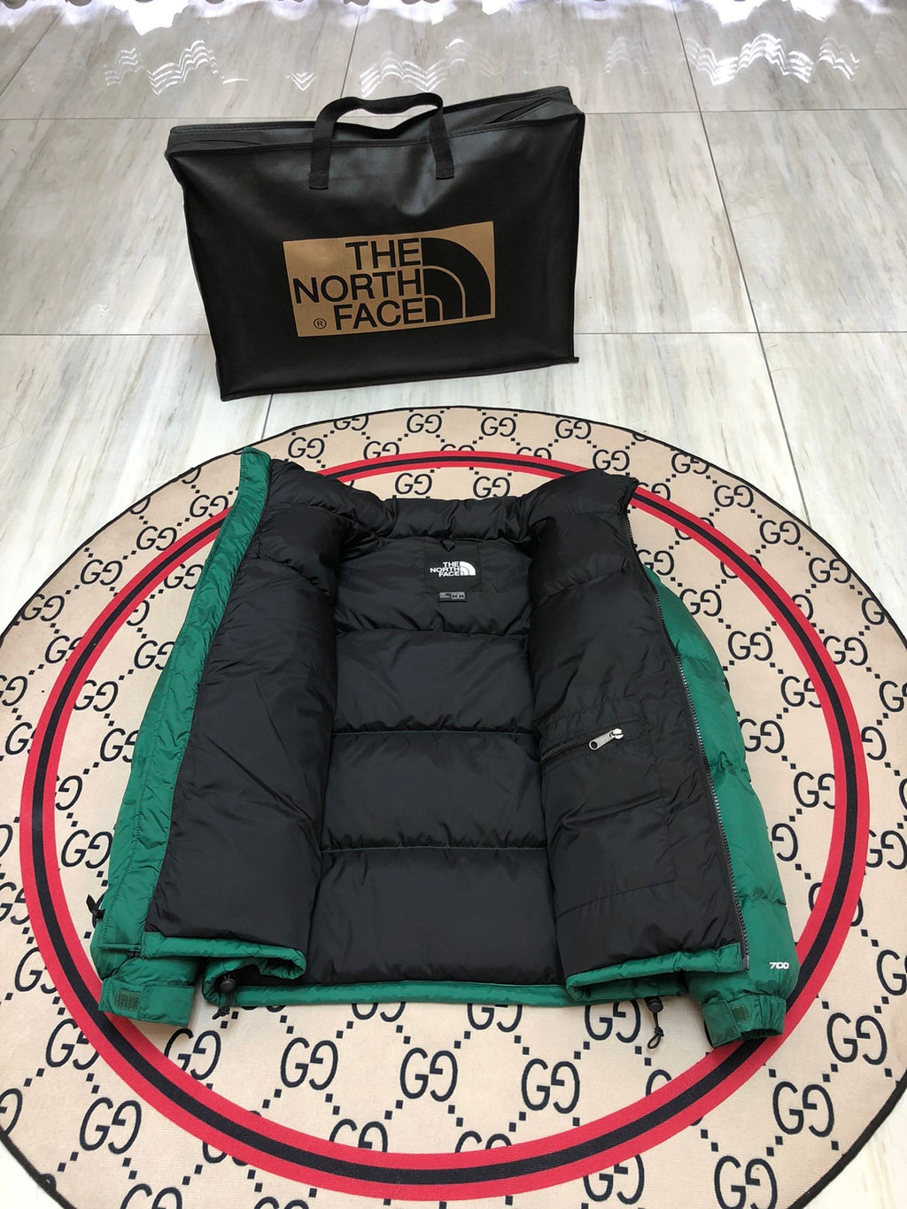 The North Face Evergreen 1996 Retro Nuptse Hooded Down Jacket – 700-Fill Black Colour-Block Wide-Baffle Asian Fit