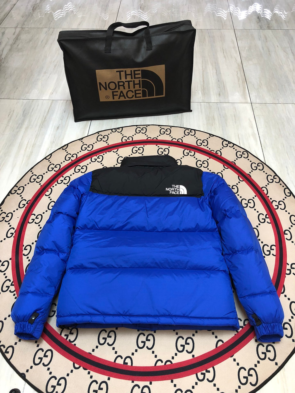 The North Face Royal Blue 1996 Retro Nuptse Hooded Down Jacket – 700-Fill Black Colour-Block Wide-Baffle