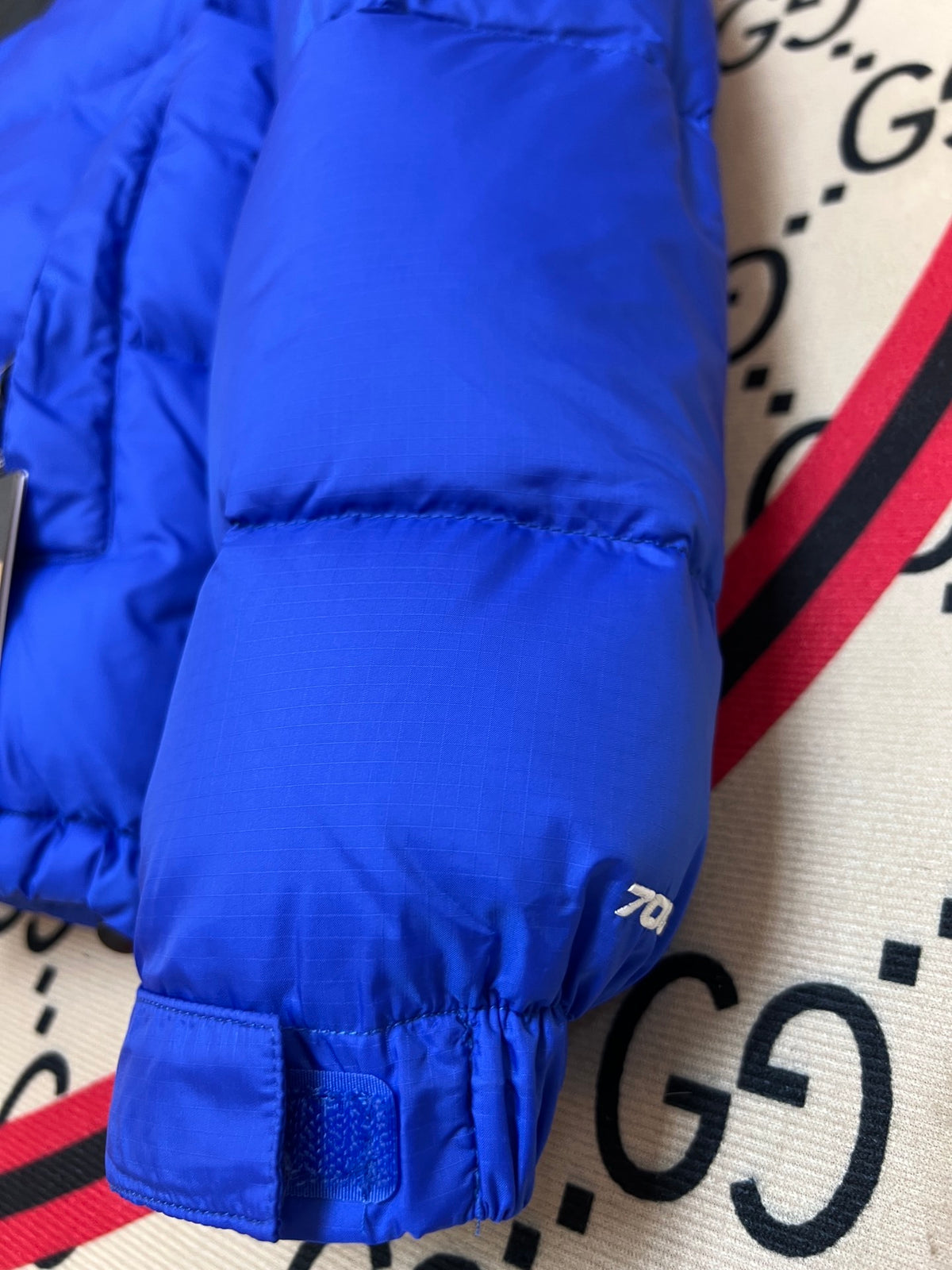 The North Face Royal Blue 1996 Retro Nuptse Hooded Down Jacket – 700-Fill Black Colour-Block Wide-Baffle