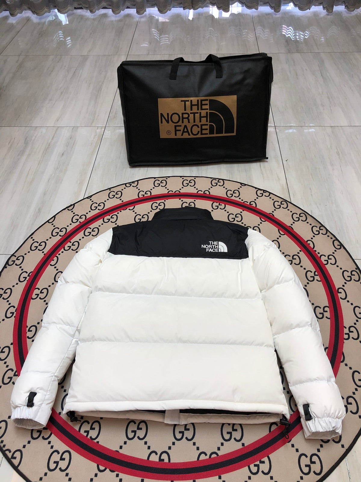 The North Face White 1996 Retro Nuptse Hooded Down Jacket – 700-Fill Black Colour-Block Wide-Baffle