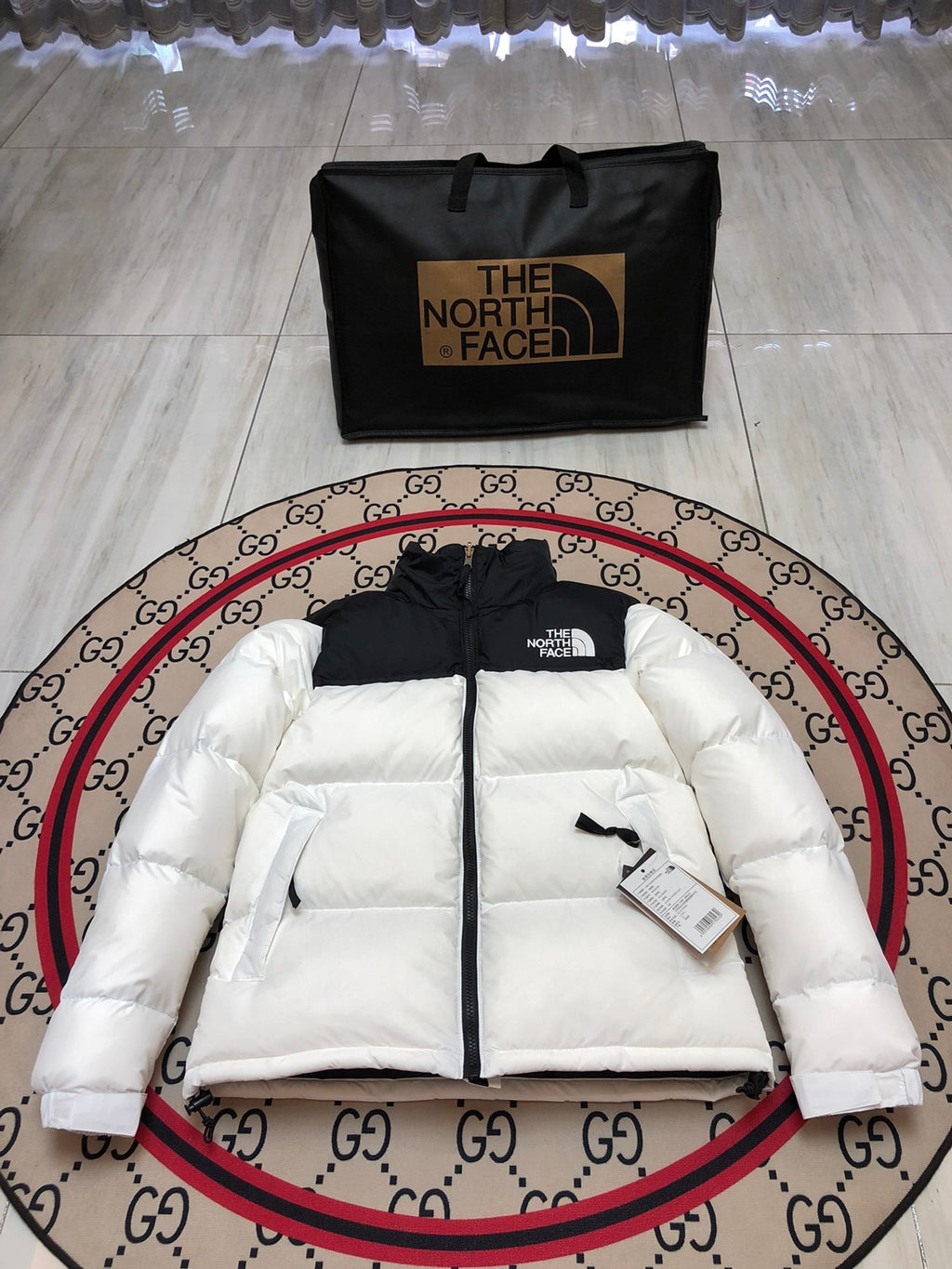 The North Face White 1996 Retro Nuptse Hooded Down Jacket – 700-Fill Black Colour-Block Wide-Baffle
