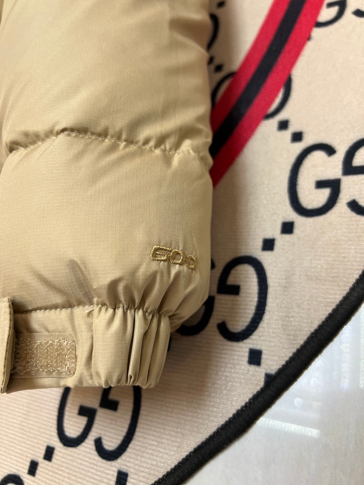 The North Face Sand Beige 1996 Retro Nuptse Hooded Down Jacket – 700-Fill Khaki Tone-on-Tone Wide-Baffle