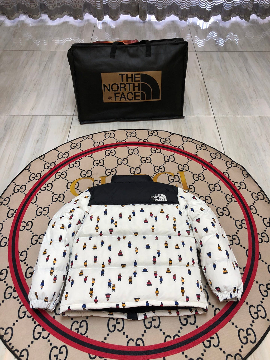 The North Face White Bear Print 1996 Retro Nuptse Hooded Down Jacket – 700-Fill Black Colour-Block Allover Graphic
