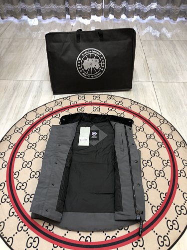Canada Goose Charcoal Grey Arctic Program Down Vest
